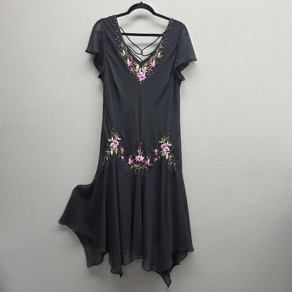 SL Fashions Dress Womens 18 Black Chiffon Embroidered Floral Handkerchief Hem - Picture 1 of 10